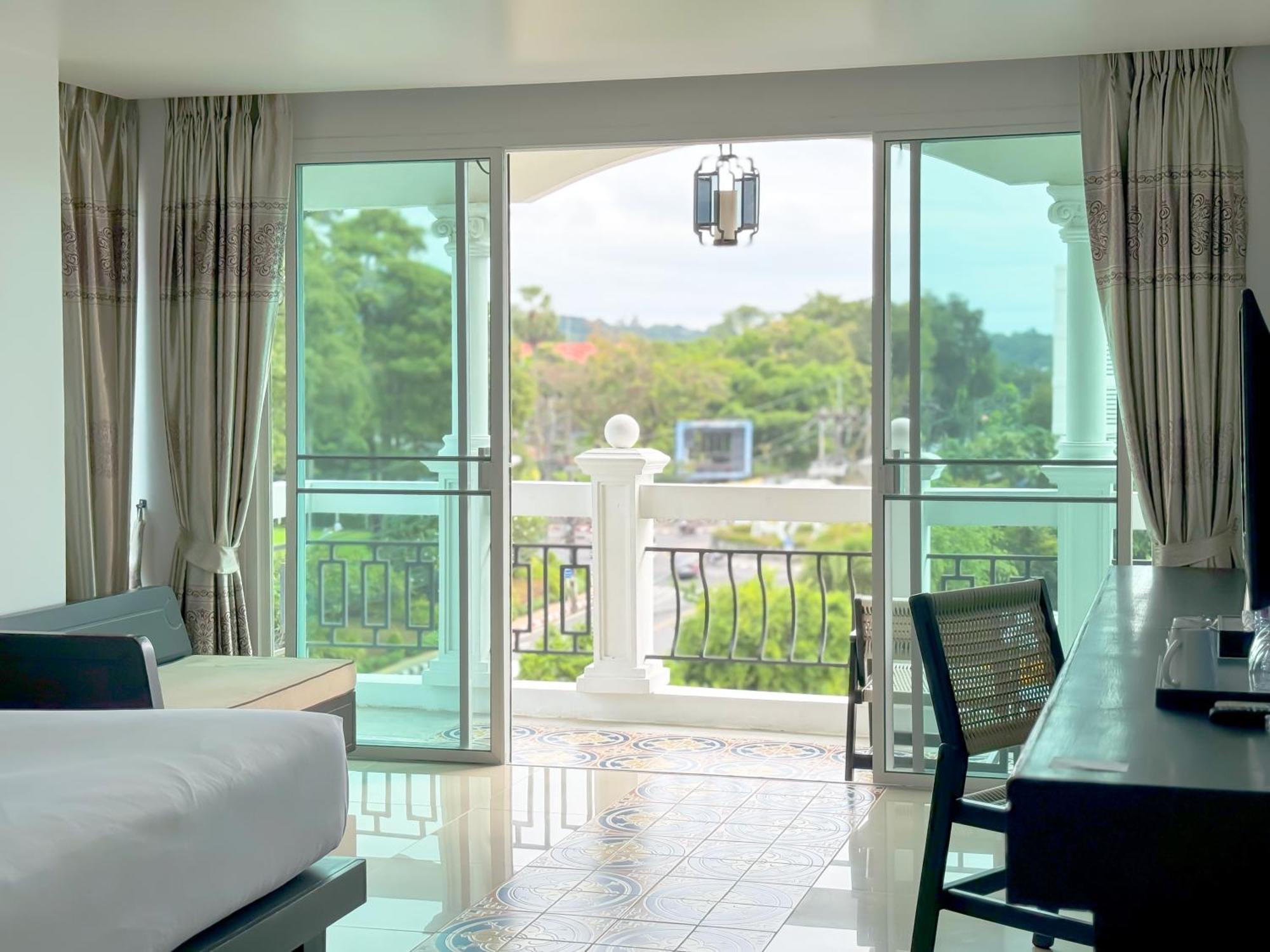 Grand Supicha City Hotel - Sha Plus Phuket Eksteriør billede