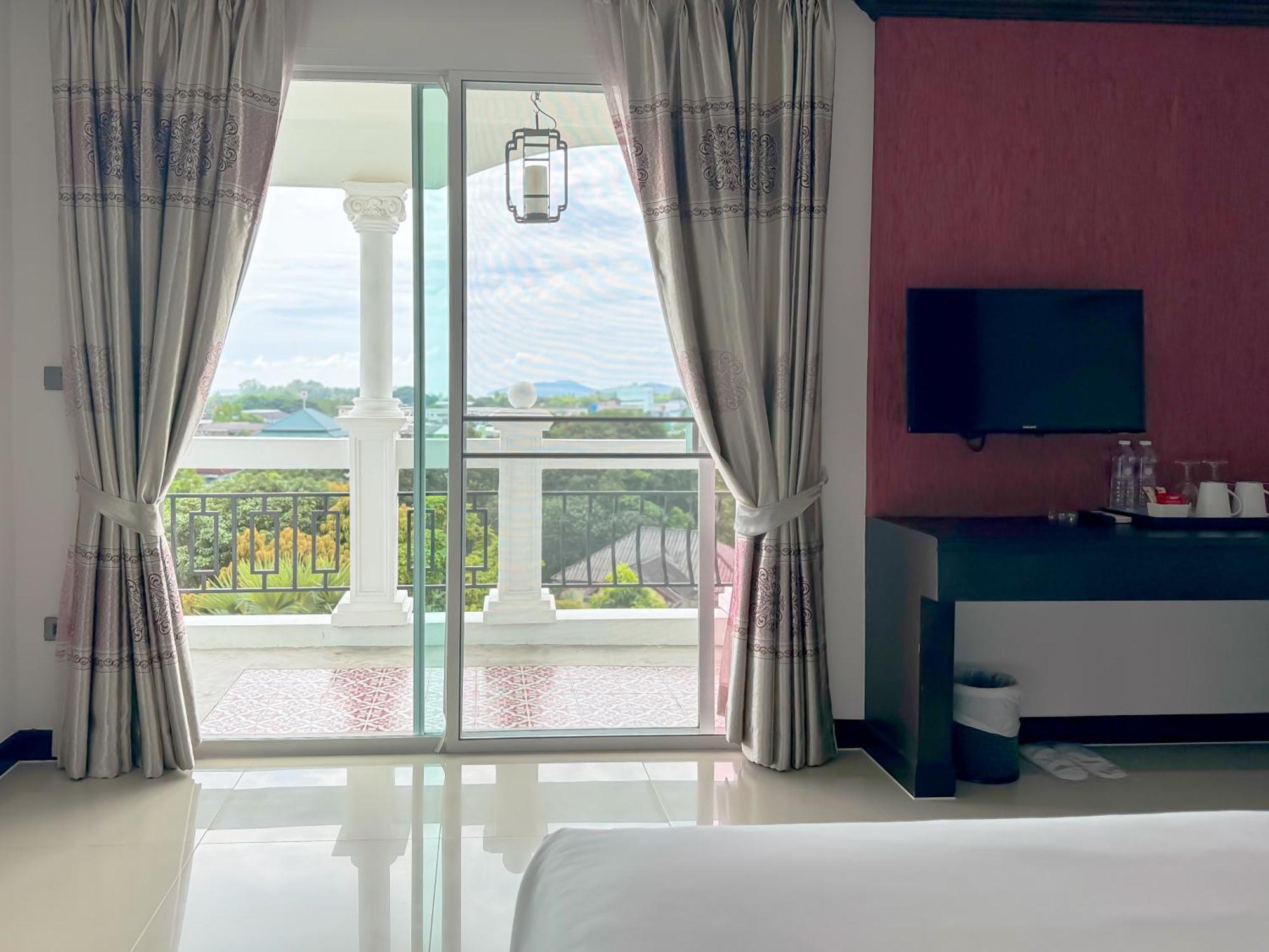 Grand Supicha City Hotel - Sha Plus Phuket Eksteriør billede